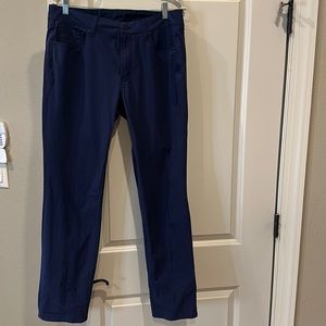 Vineyard Vines on the go 5 pocket pant navy 34-32